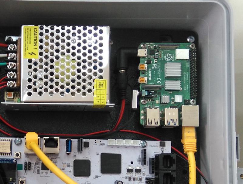 Falcon F48 and Raspberry Pi